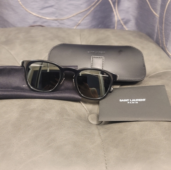 Saint Laurent square sunglasses - Picture 2 of 11